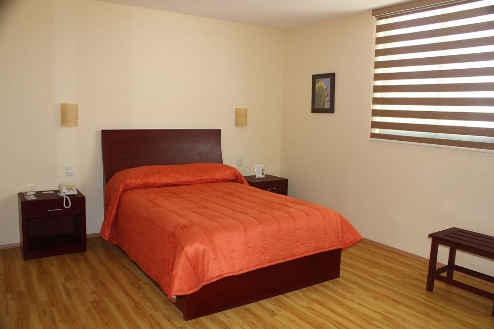Hotel Cr Tehuacán מראה חיצוני תמונה